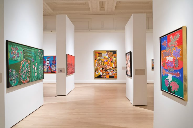 Выставка современного искусства